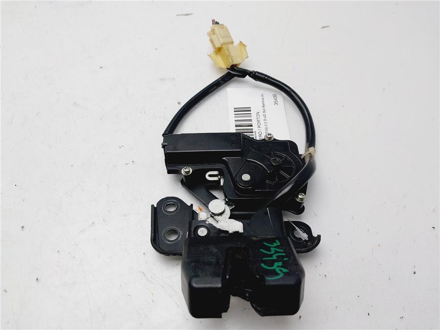 cerradura porton toyota avensis berlina (t25) 2.2 d 4d sol berlina (5 ptas.)