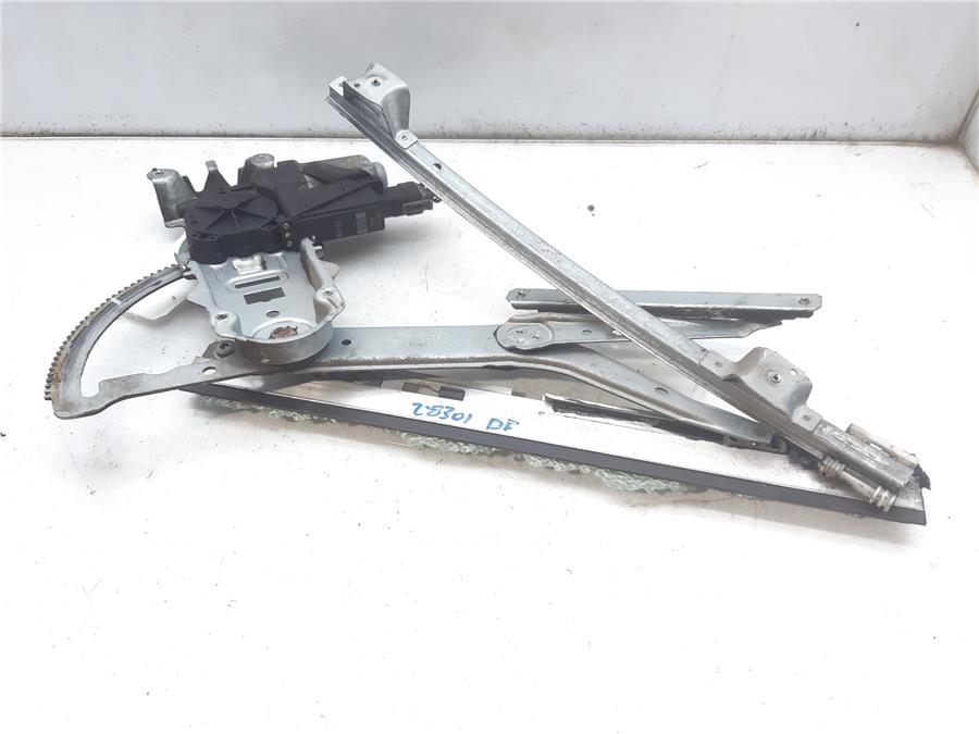 elevalunas electrico delantero izquierdo opel corsa c cosmo