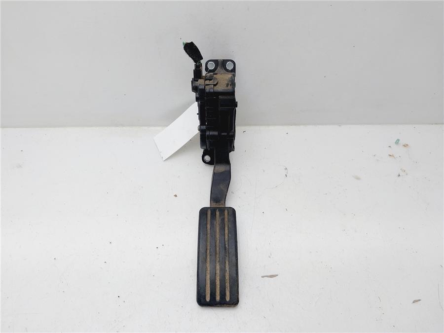 potenciometro pedal gas dacia duster i laureate 4x2