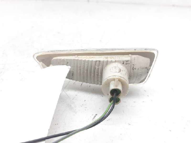 Piloto Intermitente Lateral Derecho