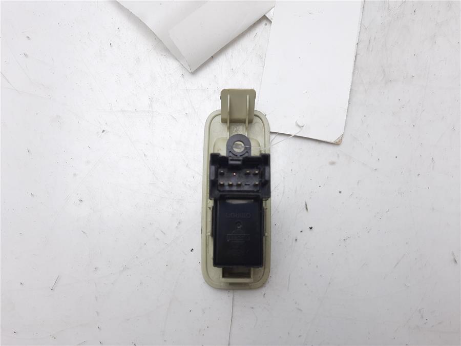 Botonera Puerta Trasera Derecha