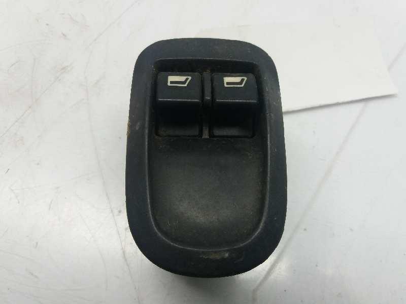botonera puerta delantera izquierda peugeot 206 xr