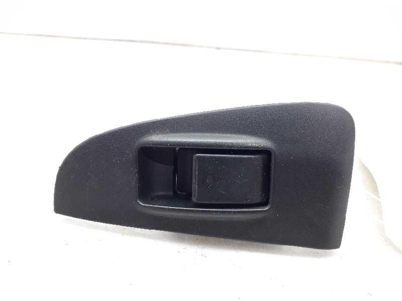 botonera puerta trasera izquierda toyota avensis berlina (t25) 2.2 d 4d executive berlina (5 ptas.)