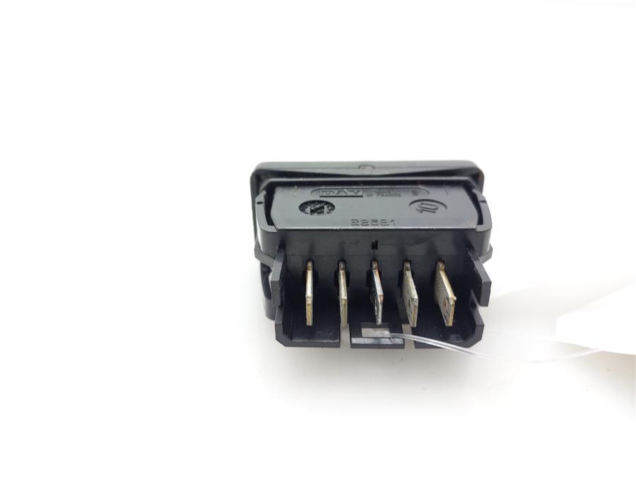 Botonera Puerta Delantera Izquierda