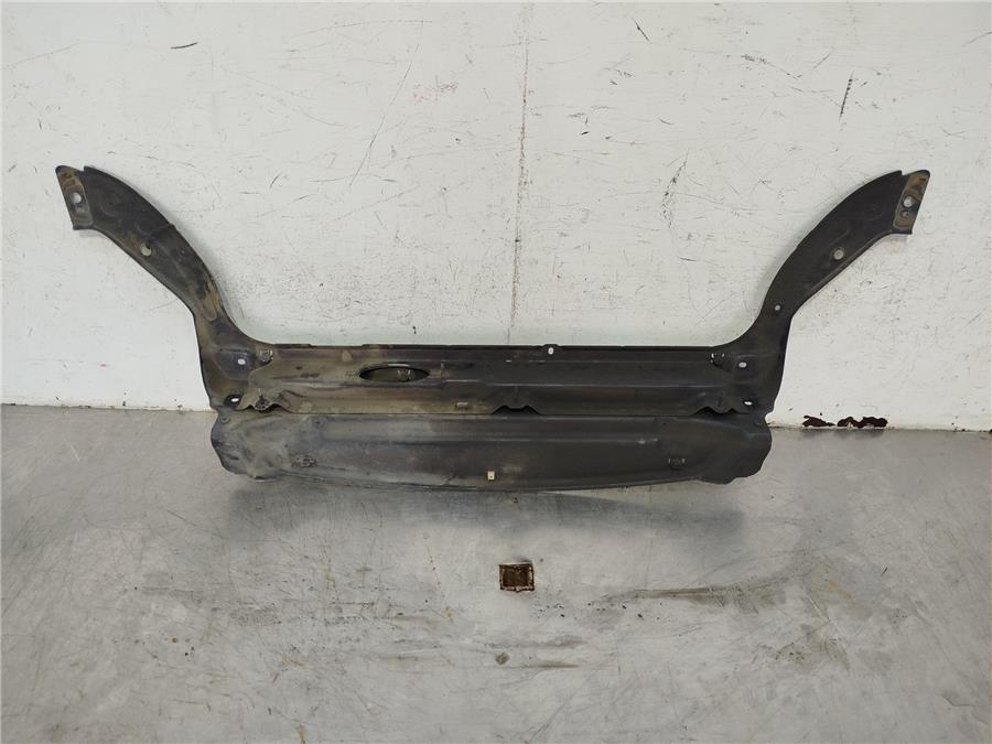 Traviesa Paragolpes Delantero