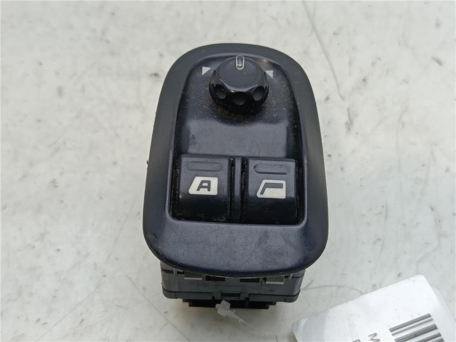 mando elevalunas delantero izquierdo peugeot