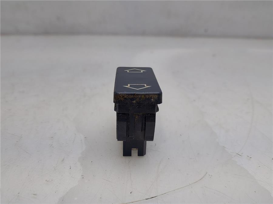 Botonera Puerta Delantera Derecha D