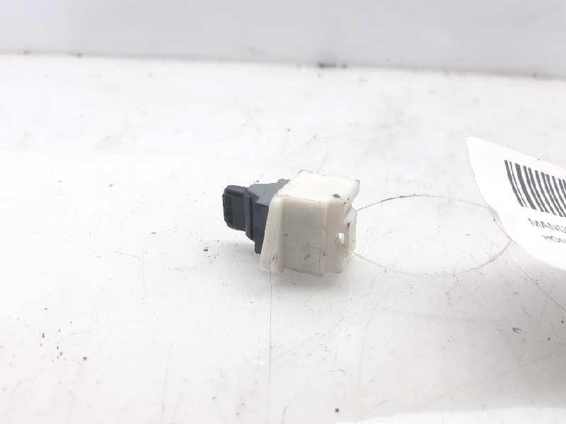 Botonera Puerta Trasera Derecha 1.6