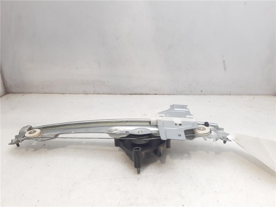 elevalunas electrico trasero derecho peugeot 2008 allure