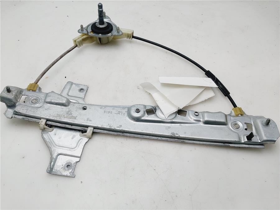 elevalunas electrico trasero derecho peugeot 2008 active