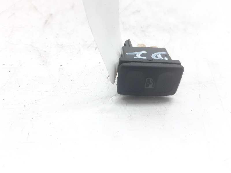 botonera puerta delantera izquierda volkswagen polo iii (6n1) air