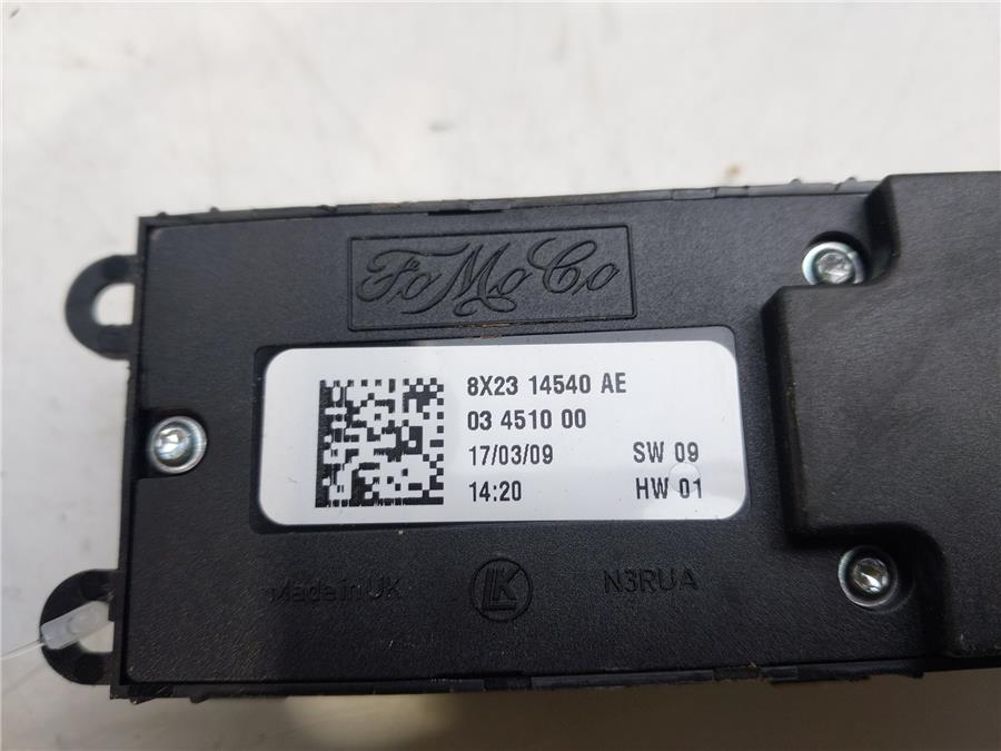 Botonera Puerta Delantera Izquierda