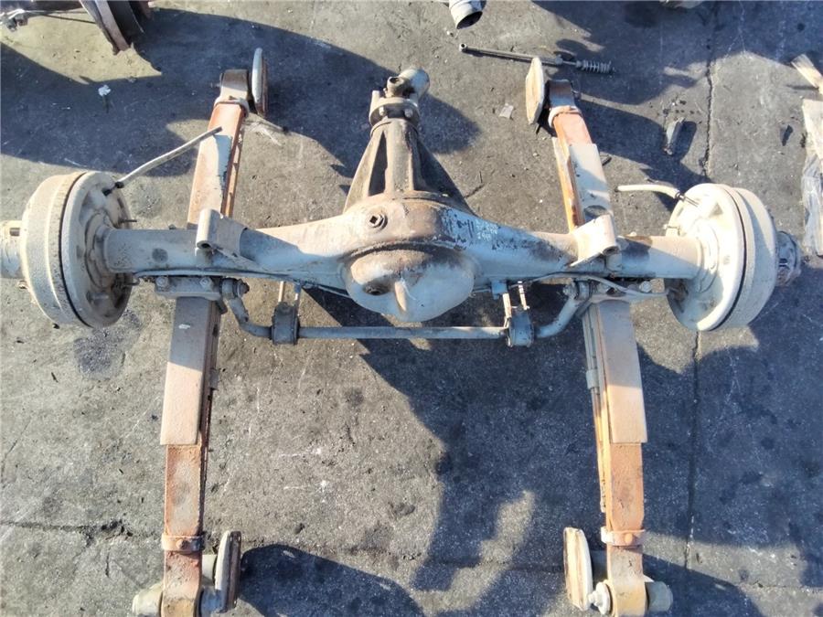 puente trasero nissan trade *