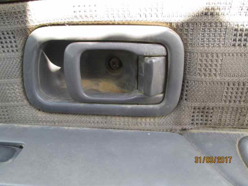 manilla interior puerta trasera derecha nissan np300 pickup 2.5 dci 4x4 133cv 2488cc