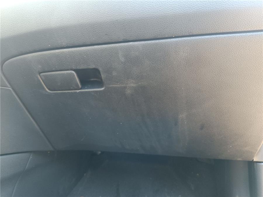 guantera salpicadero kia xceed emotion