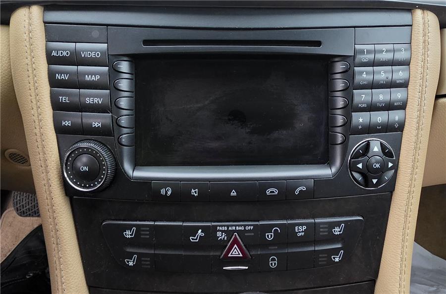 radio / cd mercedes benz cls (bm 219) 320 cdi (219.322)