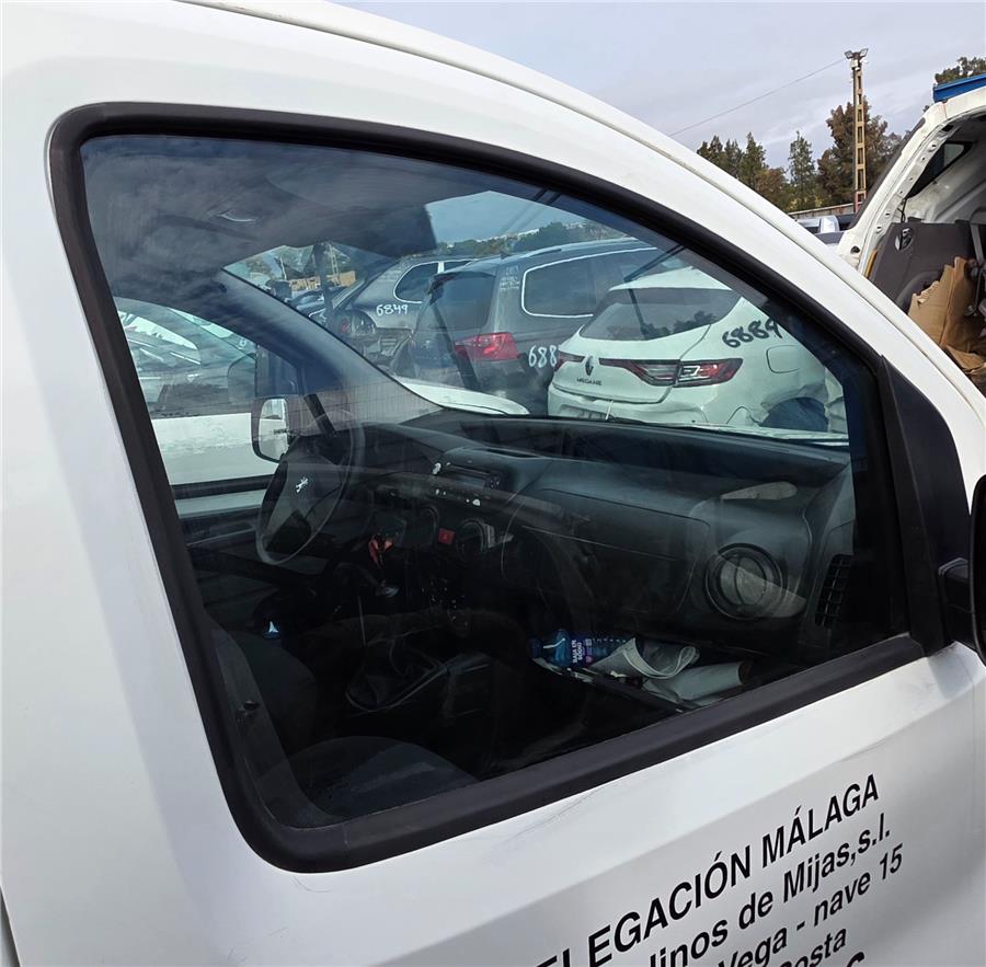 luna puerta delantera derecha peugeot bipper avantage