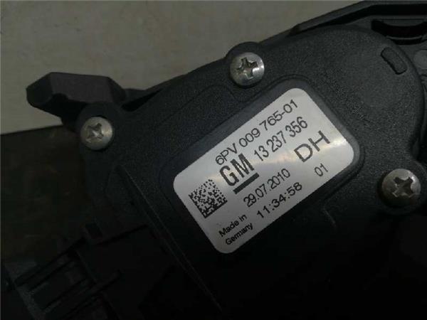 potenciometro pedal gas opel insignia berlina 2.0 16v cdti (160 cv)