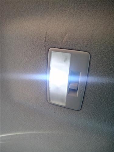 luz interior techo mazda 5 berlina (cr)(2005 >) 2.0 crtd active+ (105kw) [2,0 ltr.   105 kw diesel cat]
