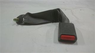anclaje cinturon trasero izquierdo nissan pickup (d22)(02.1998 >) 98/2008