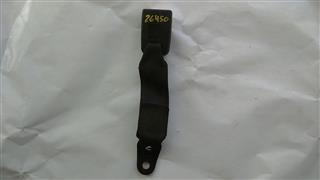 anclaje cinturon trasero izquierdo nissan terrano ii (r20)(02.1993 >) 93/ 