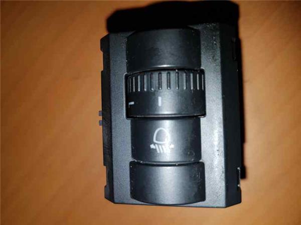 mando de luces skoda fabia 1.2 12v (69 cv)
