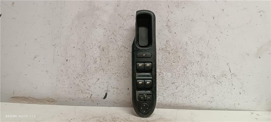 botonera puerta delantera izquierda peugeot 407 sw *