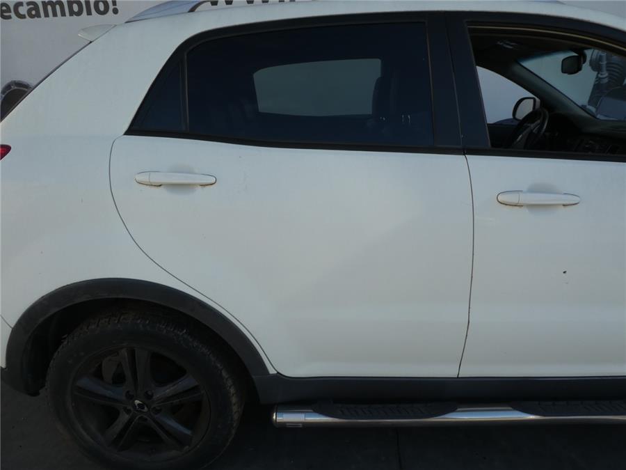 puerta trasera derecha ssangyong korando quartz 4x2
