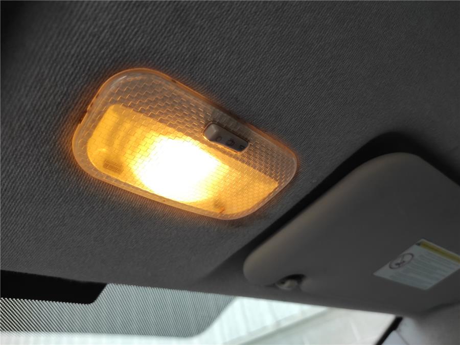 luz interior techo peugeot  