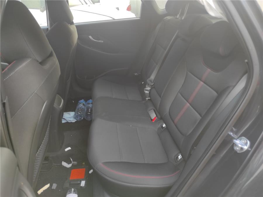 asientos traseros hyundai i30 fastback 1.4 tgdi (140 cv)