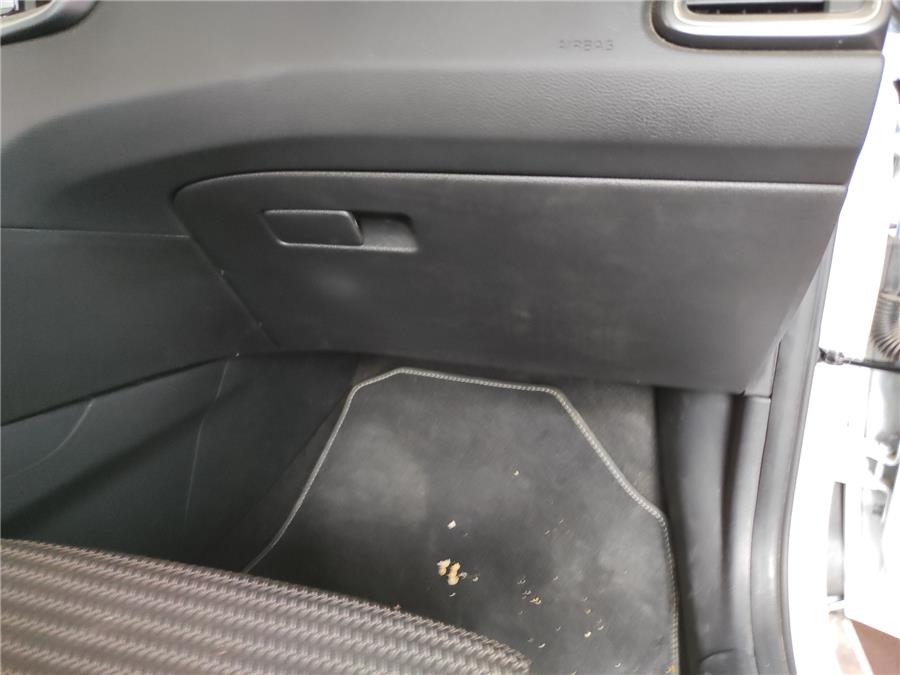 guantera salpicadero kia xceed business