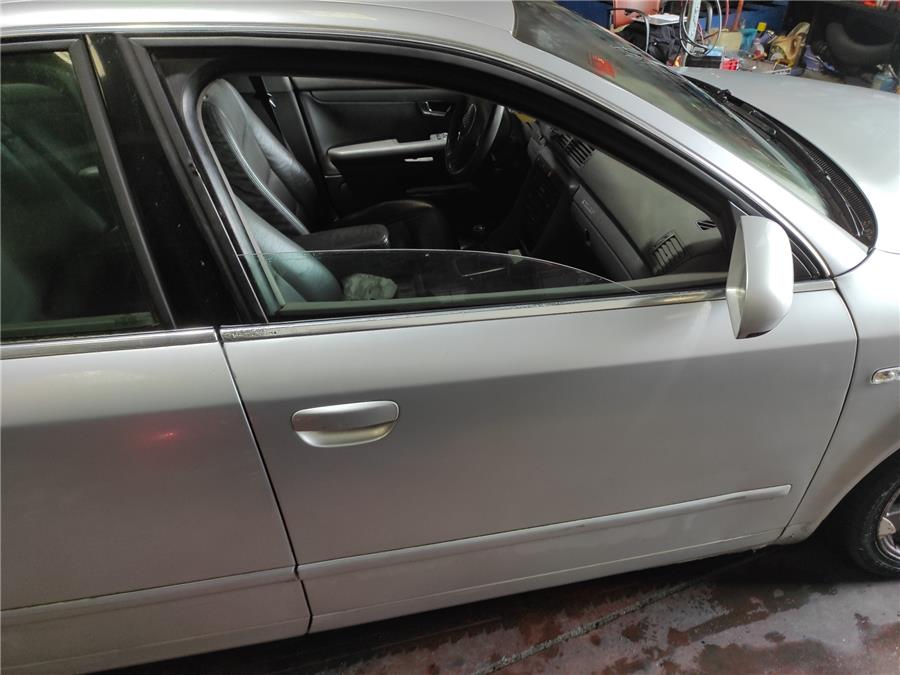 Puerta Delantera Derecha AUDI A4 2.5