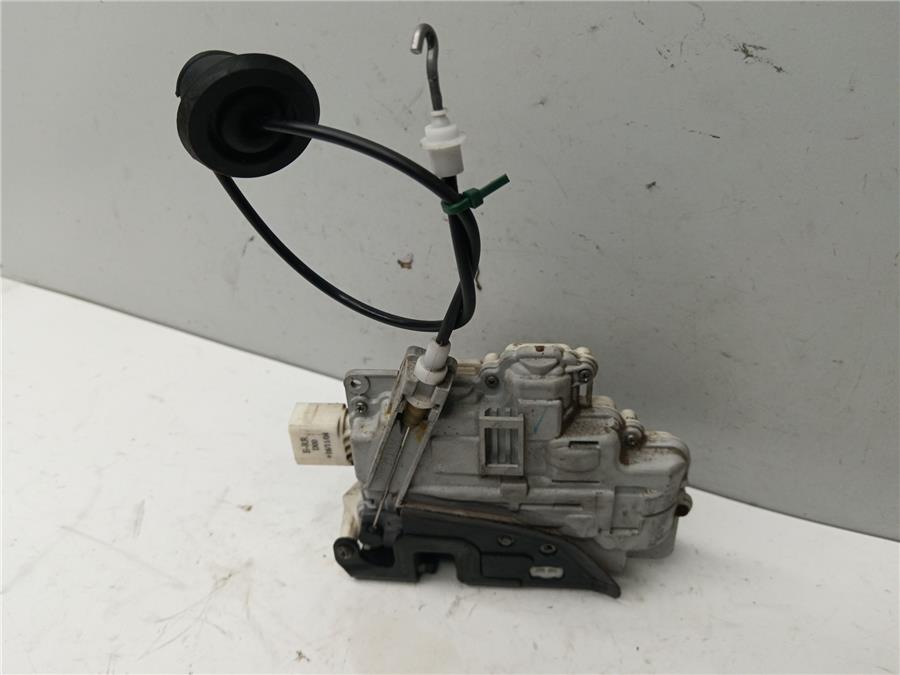 Cerradura Puerta Delantera Derecha