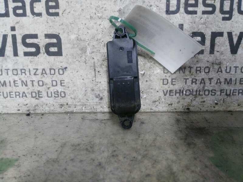 mando elevalunas delantero derecho mazda 5 berl. (cr) 2.0 diesel cat