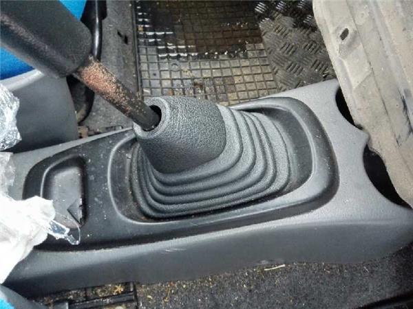 guardapolvo palanca cambio opel agila 12 16v