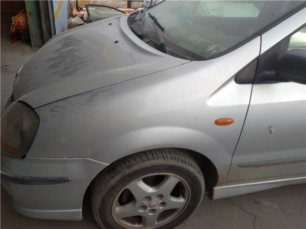 aleta delantera izquierda nissan almera tino