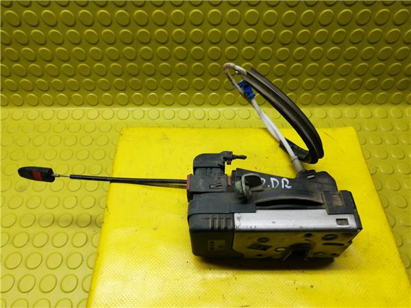 cerradura puerta delantera derecha opel astra