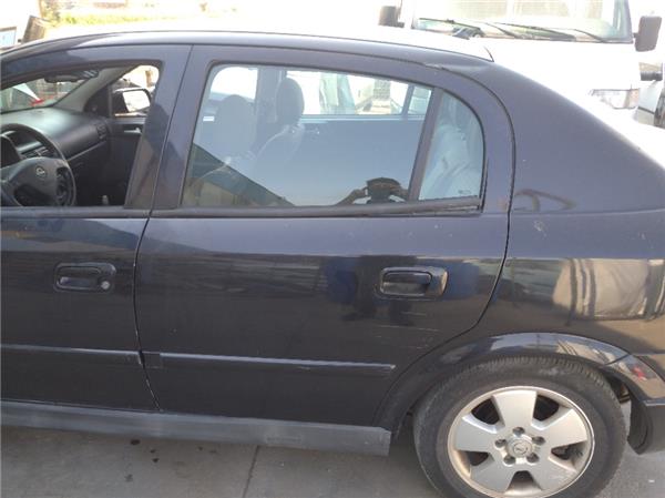 puerta trasera izquierda opel astra g berlina