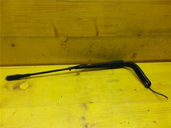 brazo limpiaparabrisas delantero izquierdo vo