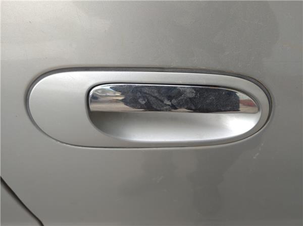 maneta exterior delantera derecha nissan alme