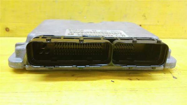 Centralita Opel VECTRA B CARAVAN 2.0