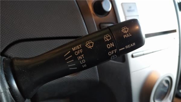 mando limpiaparabrisas toyota yaris ksp9scp9n