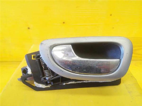 manilla interior puerta delantera izquierda p