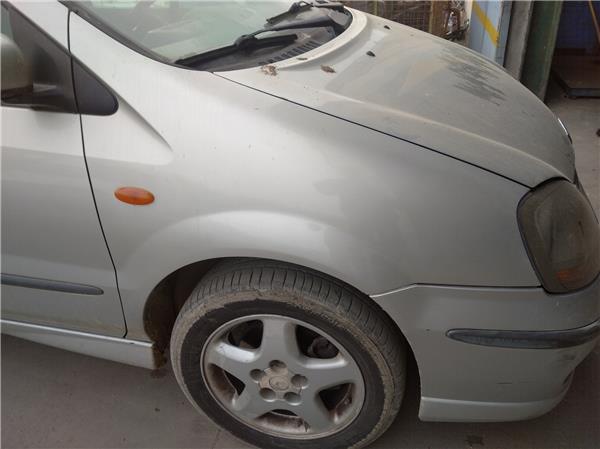 aleta delantera derecha nissan almera tino 22