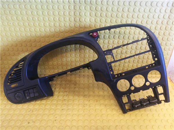 moldura puerta delantera derecha citroen xsar