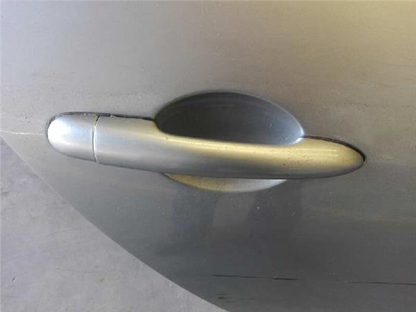 maneta exterior trasera derecha nissan primer