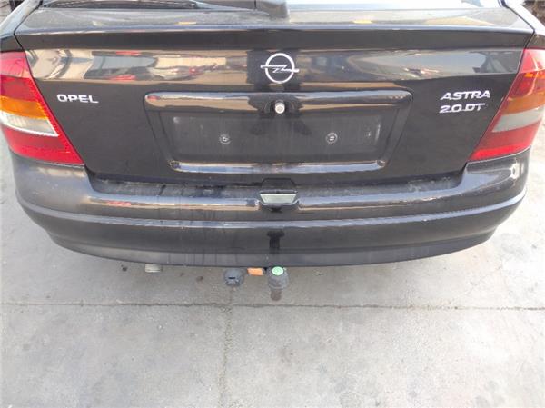 paragolpes trasero opel astra g berlina 1998