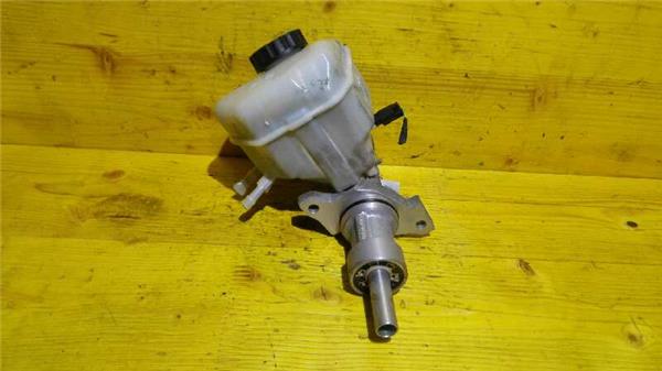 bomba freno volkswagen crafter caja cerrada 2