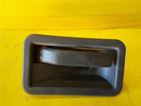 manilla interior puerta delantera derecha ren