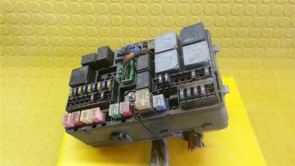 caja reles ford mondeo berlina 20 tdci td 116